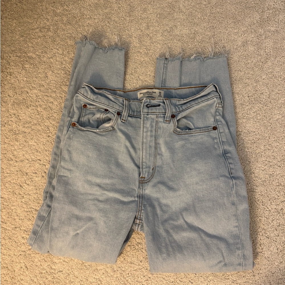 Abercrombie & Fitch The Ankle Straight Ultra High Rise jeans